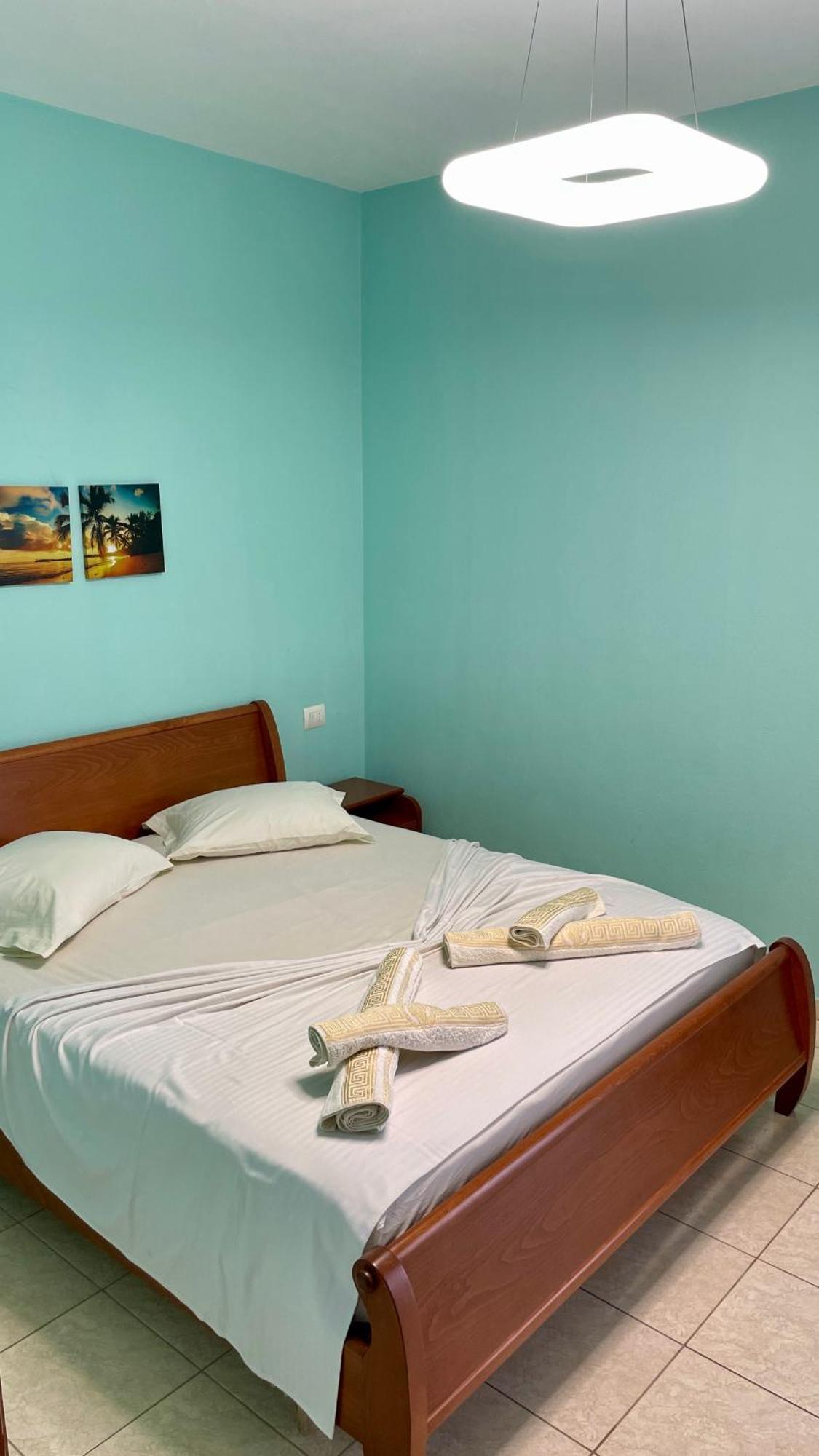 Sea Breeze Apartment Sarandë Exterior foto